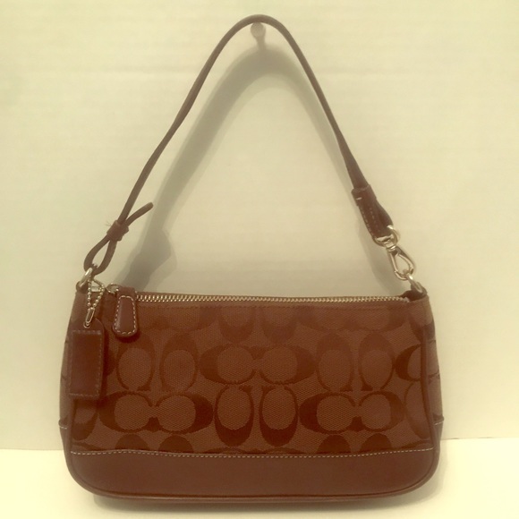 Purse - Picture 1 of 1